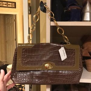 Golden bleu Brown Leather Purse NEW